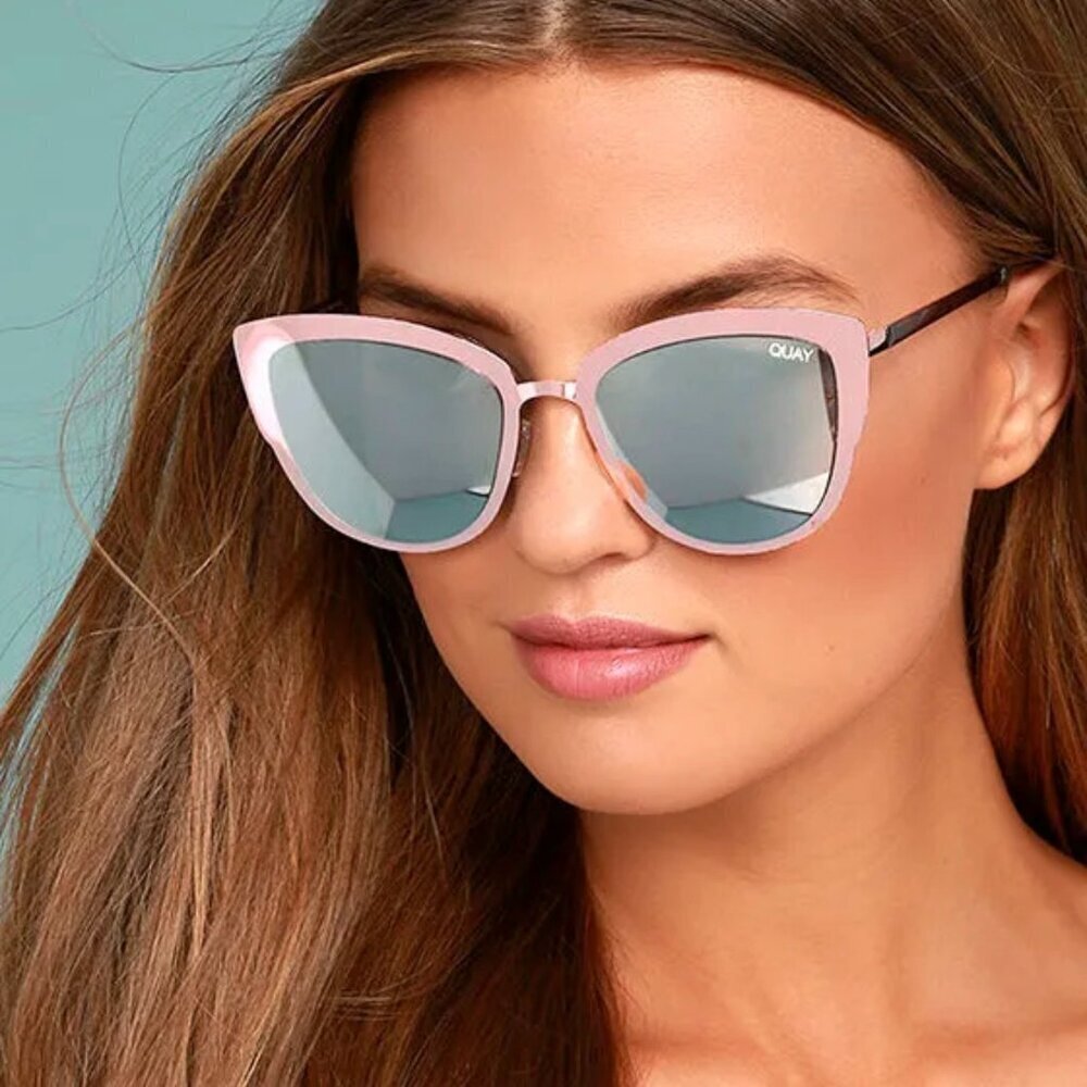 New Quay Super Girl Cat Eye Sunglasses Mirrored Oversized Pink Metal Frame